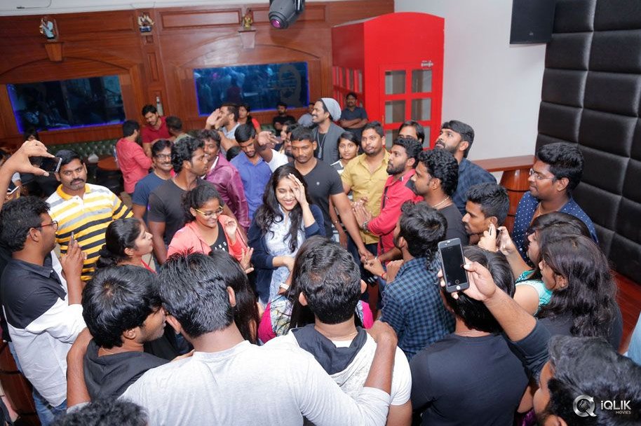 Tanu-Vachenanta-Movie-Promotions-At-Club-Cuba-Libre